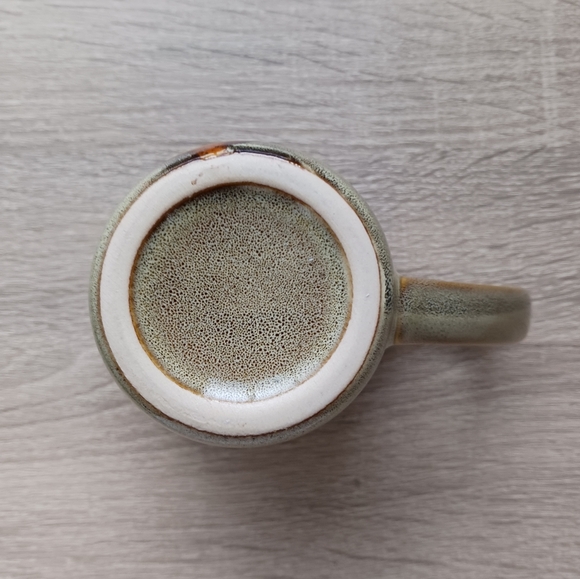 Home Trends Island Leaf Stoneware Mug - Picture 6 of 7